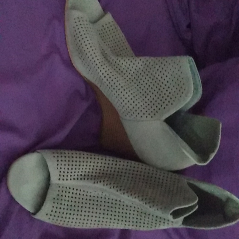 Tan suede 3 inch wedge, perforated upper, peep toe, wooden wedge, size 8